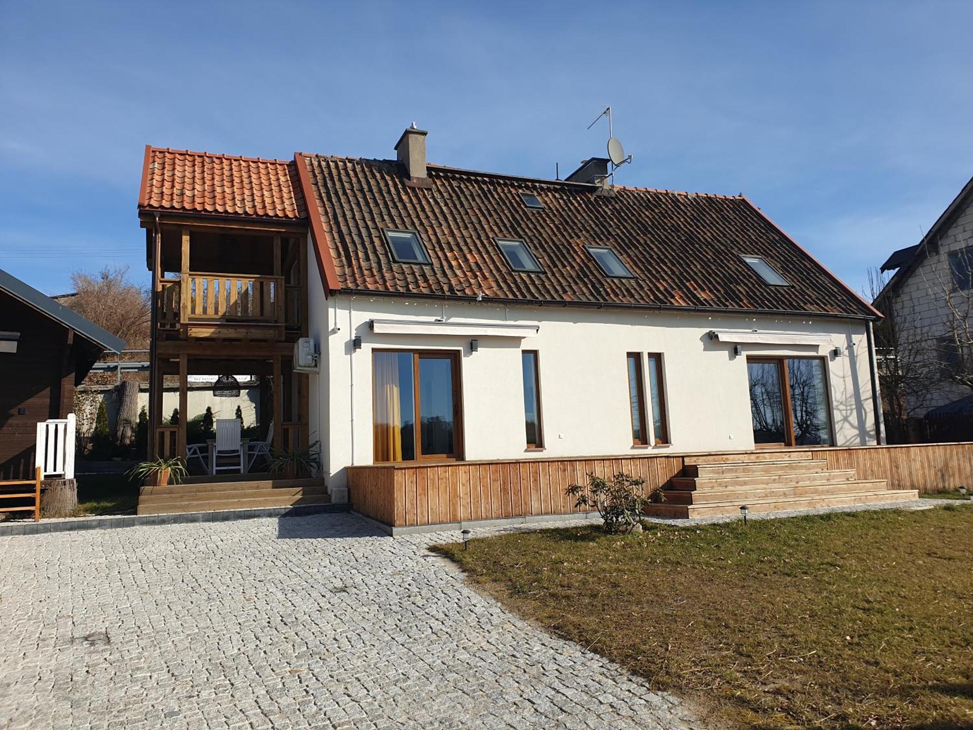 Dom Nad Jeziorem Mikolajki Exteriör bild